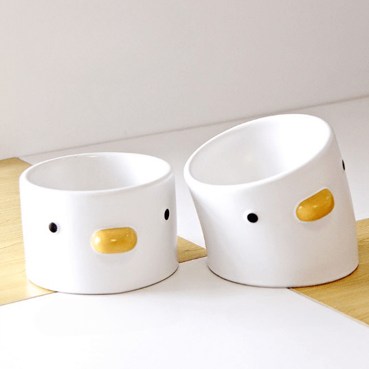 Chirpy Chick Tilted Ceramic Cat Feeding Bowl - Petites Paws