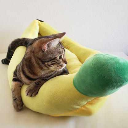 Banana Boat Plush Cat Bed - Petites Paws