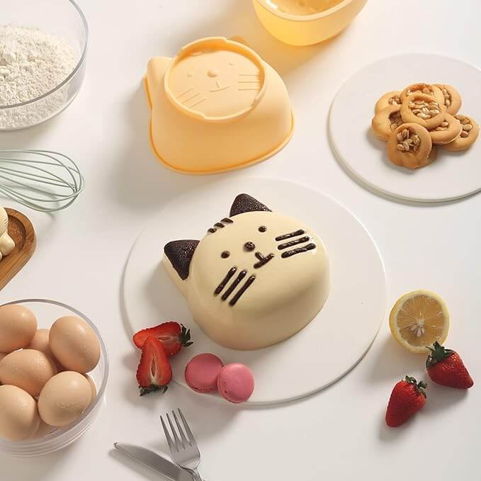 Sweet Creations 3D Cat Shaped Cake Mold