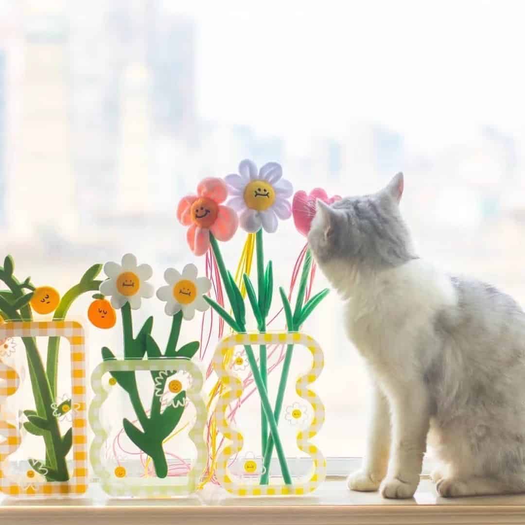 Purrlab Catnip-Infused Flower Cat Teaser