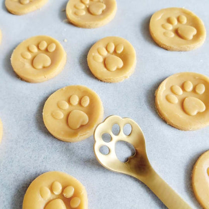 Cat Paw Cookie Stamp Spoon - Petites Paws