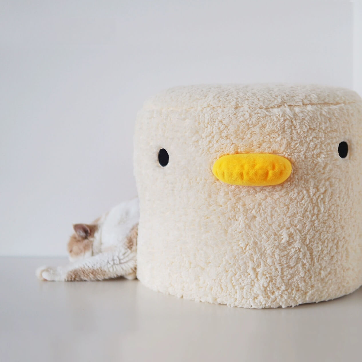 Cute Chicken White Cave Covered Cat Bed