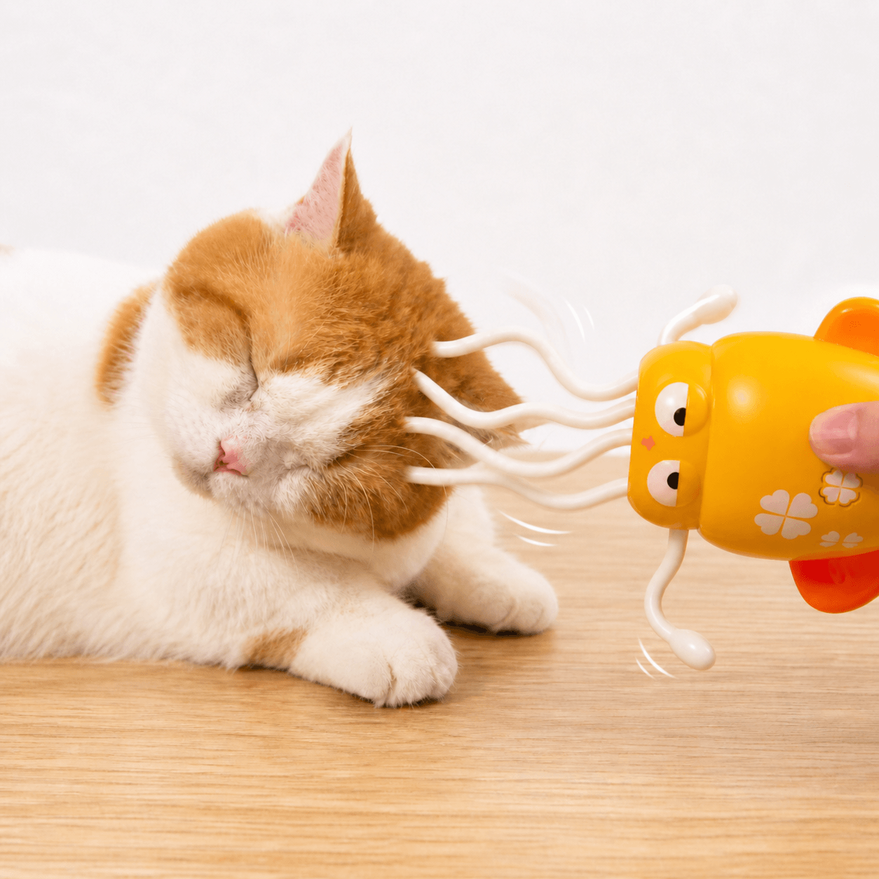 Dancing Squid Cat Massager Cat Toy chin scratcher