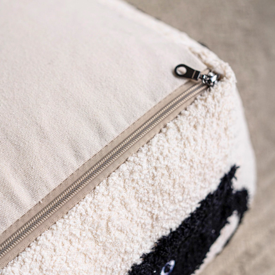 Plush Cat Embroidered Plush Pouf Black / White