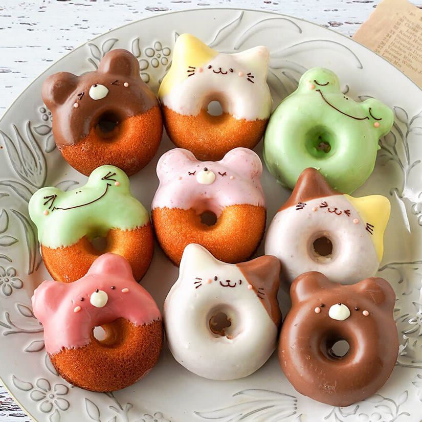 Cat Shaped Donut Pan Petites Paws