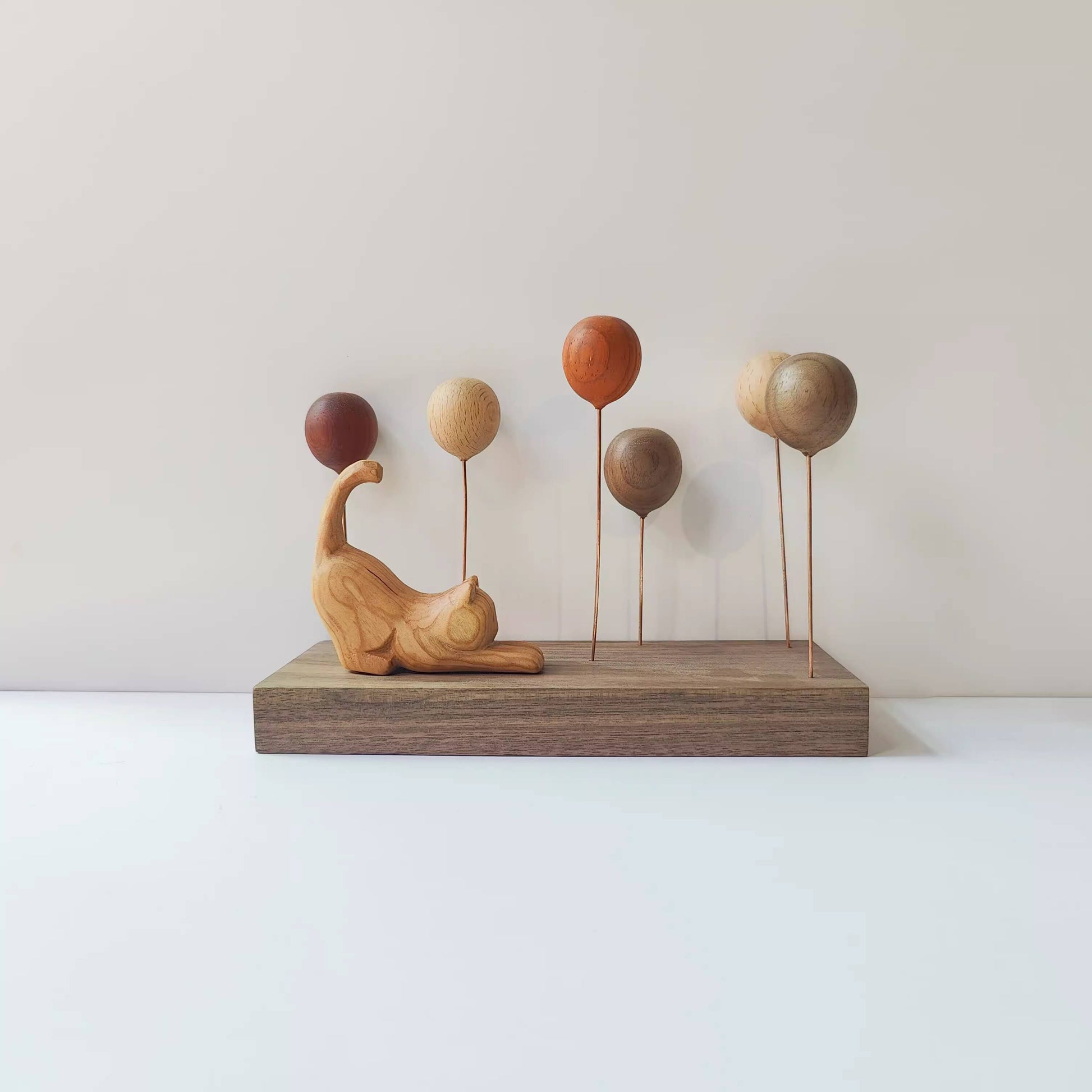 Balloon Parade Natural Wooden Cat Decoration Set - Petites Paws