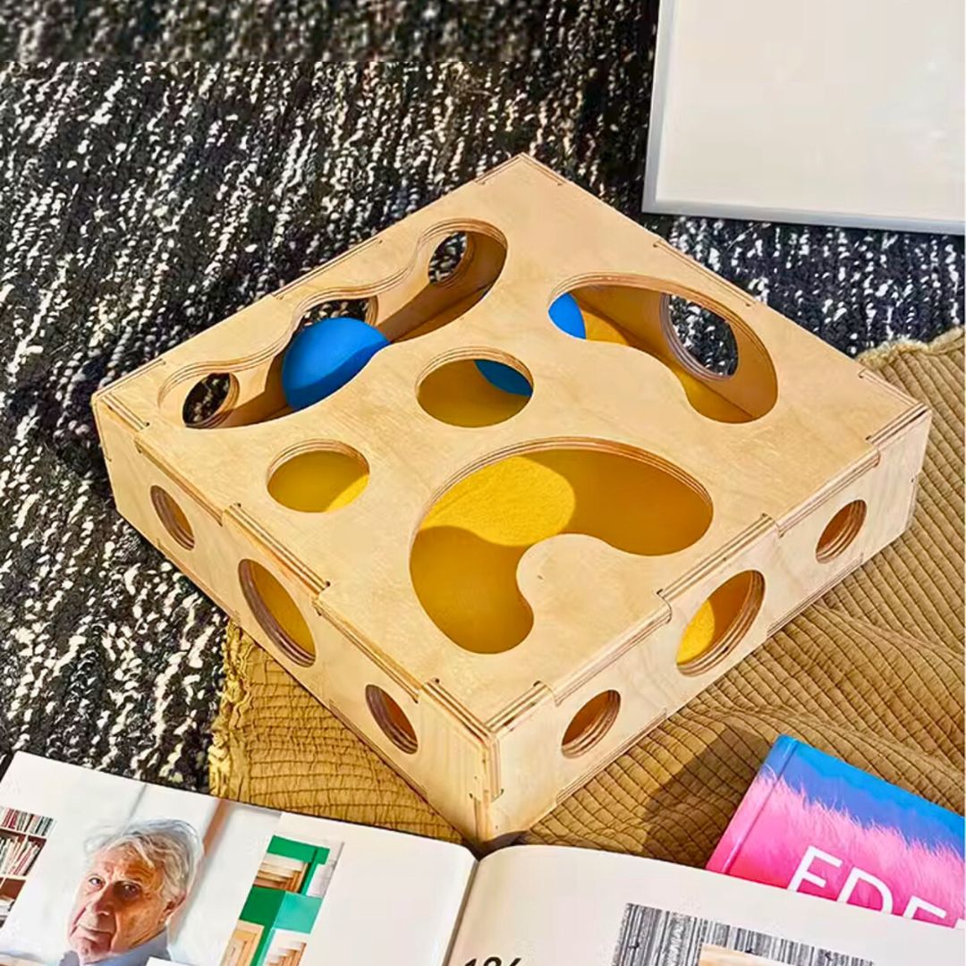 Interactive wooden cat toy box tracks balls