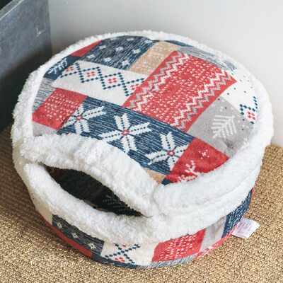 Red/Blue Nordic Fair Isle Covered Cat Bed