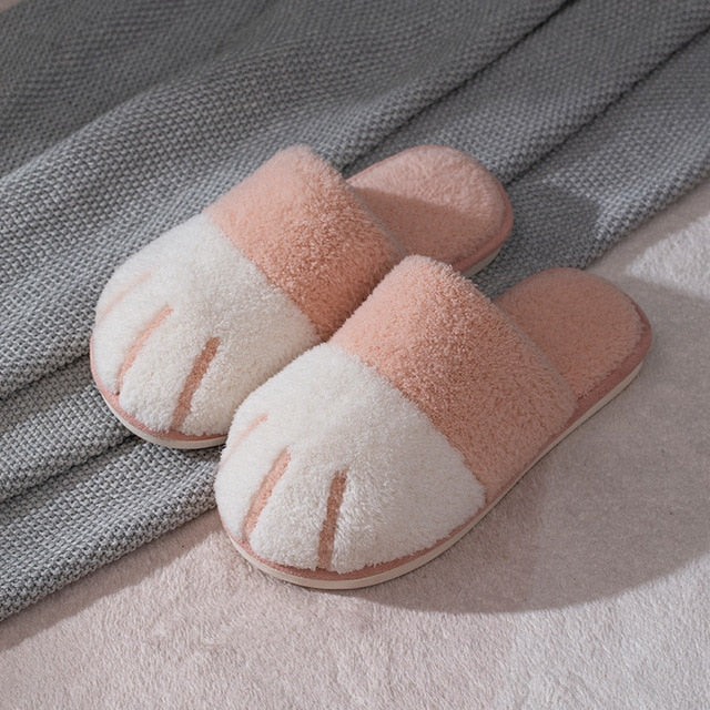 Fluffy Cat Paw Slippers - Petites Paws